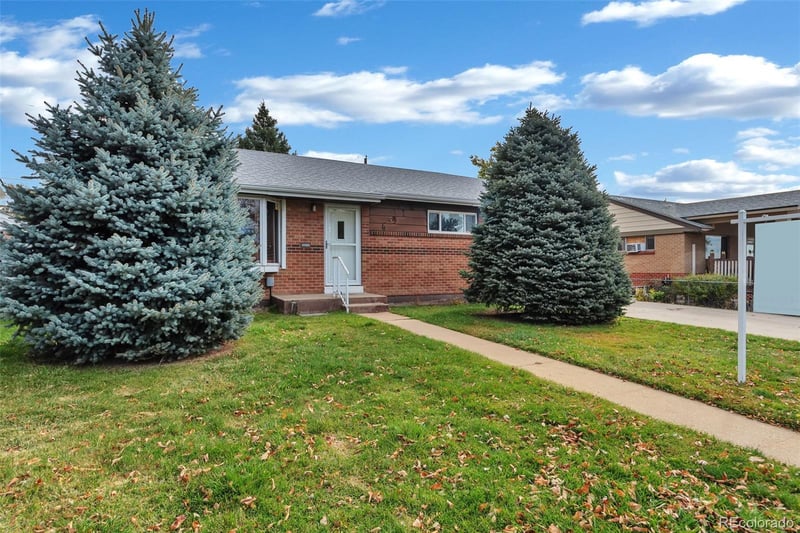 6916 Fern Dr, Denver, CO 80221