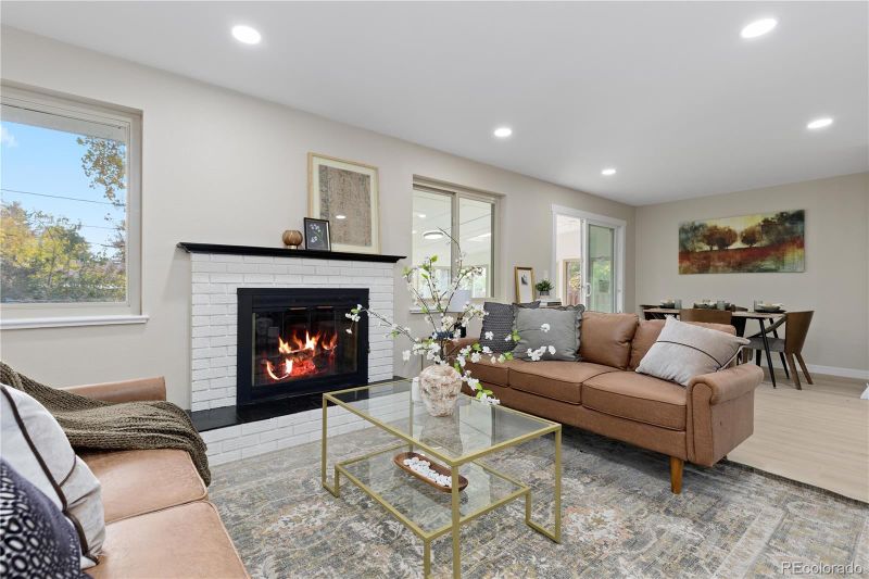 130 Flower St, Lakewood, CO 80226