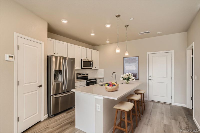 6810 Merseyside Ln #170, Castle Pines, CO 80108