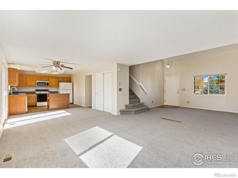 1023 Red Oak Dr, Longmont, CO 80504