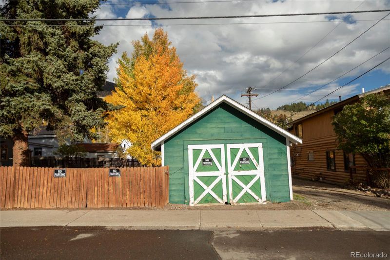 102 E 4th Ave, Creede, CO 81130