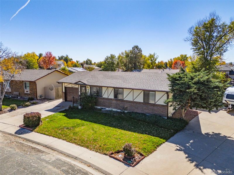 1006 Shortline Dr, Fort Lupton, CO 80621
