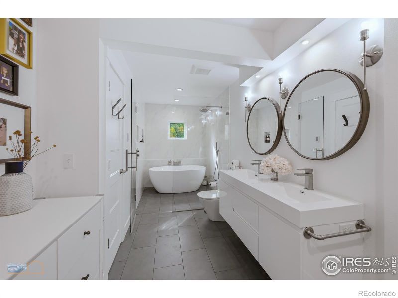 2283 Nicholl St E, Boulder, CO 80304