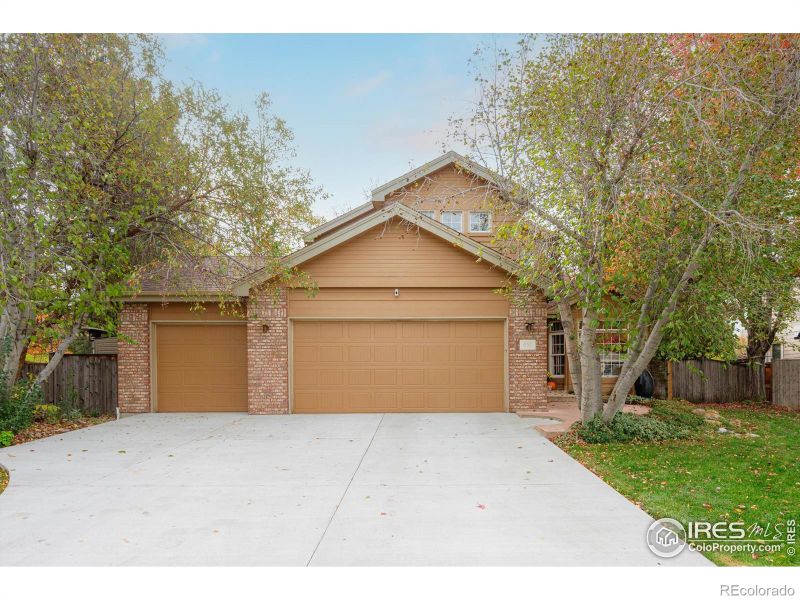 631 Sandreed Ct, Fort Collins, CO 80525