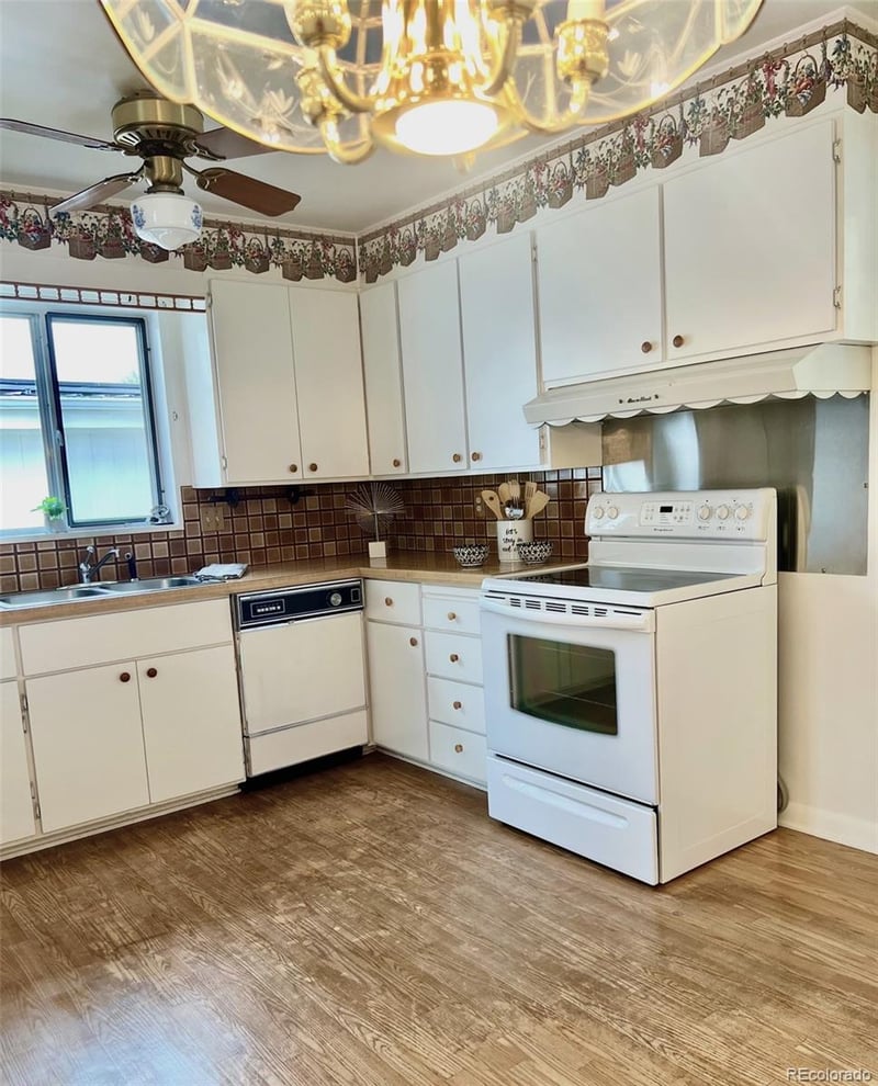 6900 Ruth Way, Denver, CO 80221