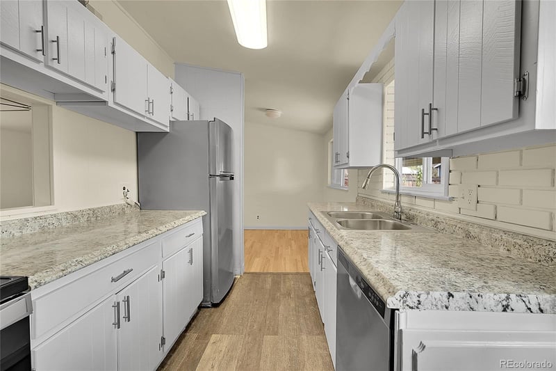 7850 Valley View Dr, Denver, CO 80221