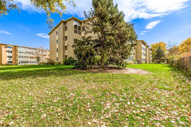 635 S Alton Way #2B, Denver, CO 80247