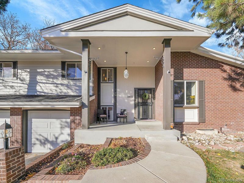 3953 E Costilla Ave, Centennial, CO 80122