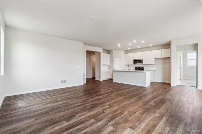 14462 Heritage Dr, Mead, CO 80504