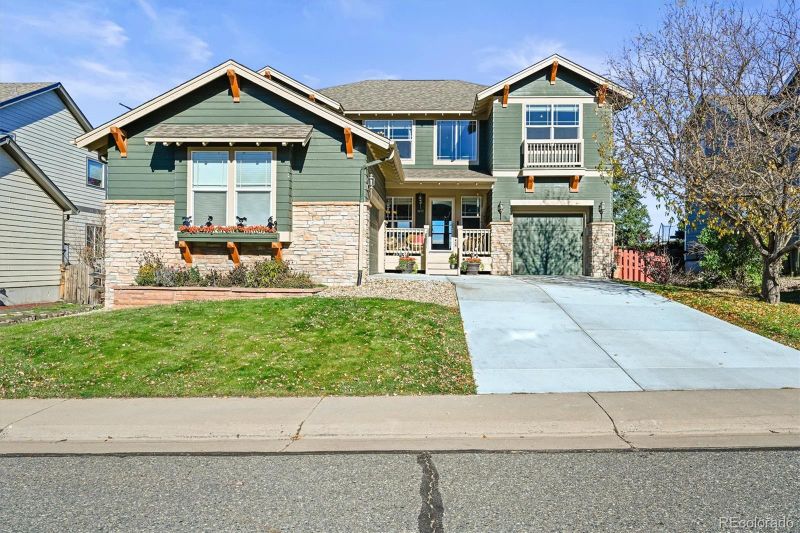 8392 Briar Trace Dr, Castle Pines, CO 80108