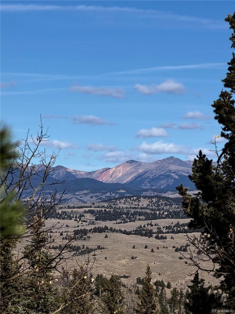 2201 Overland Cir, Jefferson, CO 80456