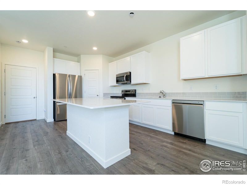 3808 Pinnacles Ct, Evans, CO 80620