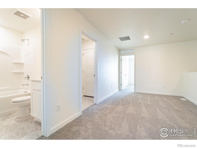 3808 Pinnacles Ct, Evans, CO 80620