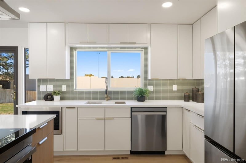 8805 E Radcliff, Denver, CO 80237