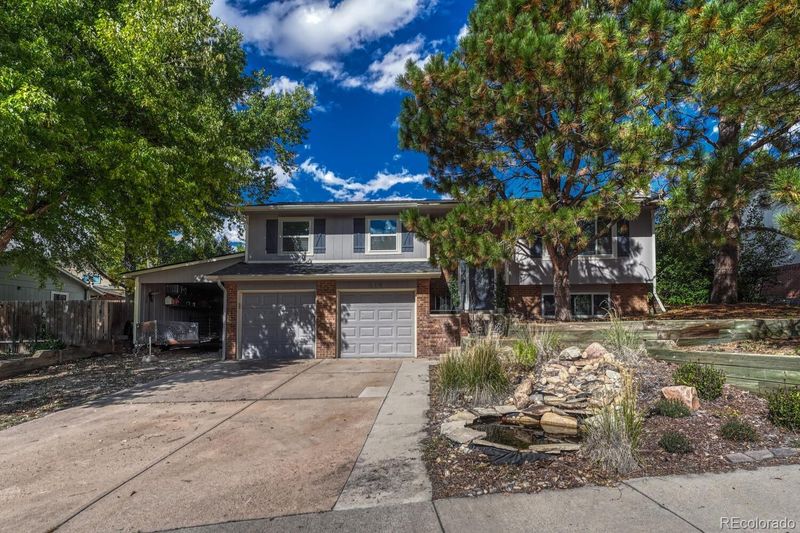 419 Johnson Dr, Castle Rock, CO 80104