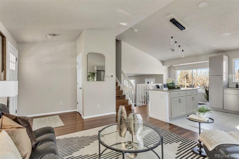 5026 S Dunkirk Way, Centennial, CO 80015