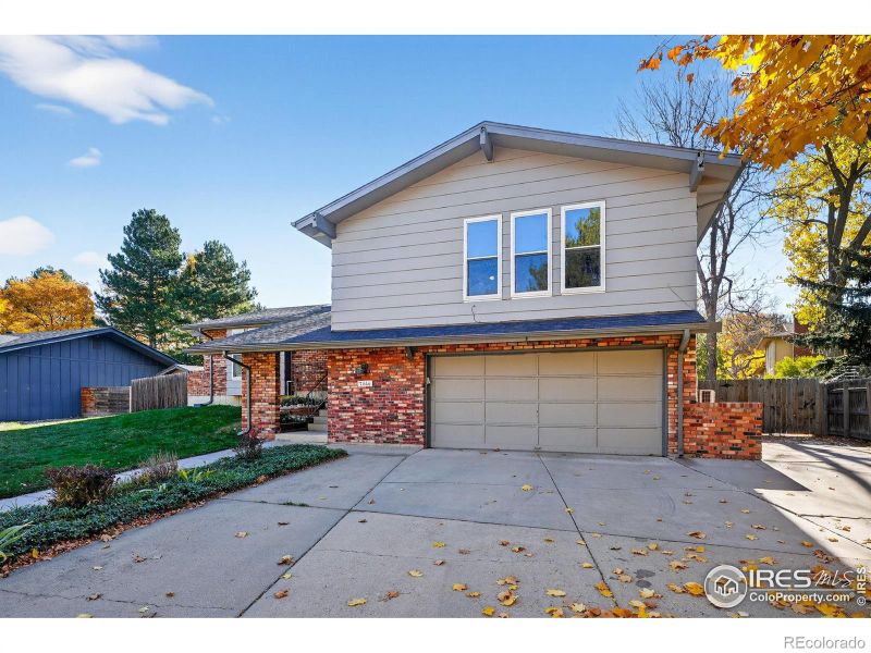 7466 Park Ln Rd, Longmont, CO 80503