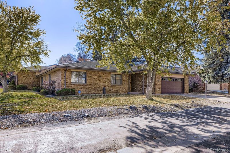 7855 Allison Ct, Arvada, CO 80005