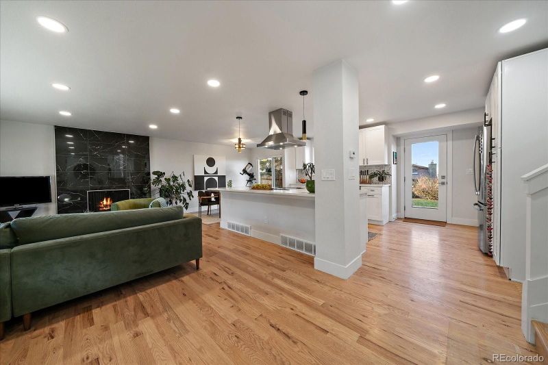 10267 W Arkansas Ave, Lakewood, CO 80232
