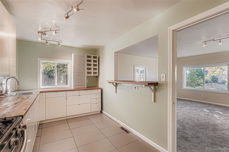 3630 N Fillmore St, Denver, CO 80205