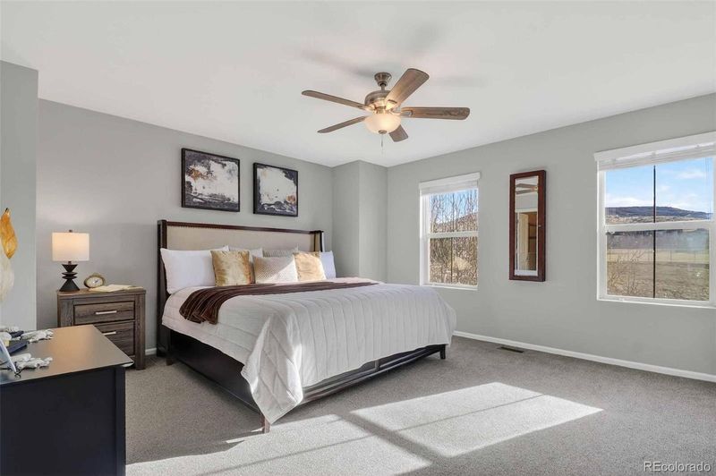 10204 Ridgegate Cir, Lone Tree, CO 80124