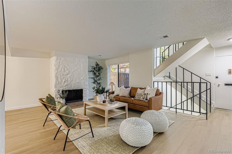 2823 S Locust St, Denver, CO 80222