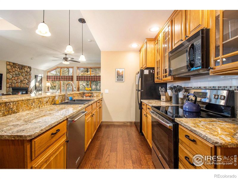647 Park River Pl, Estes Park, CO 80517