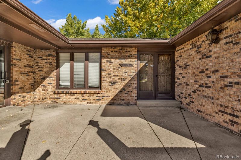 7542 S Madison Cir, Centennial, CO 80122