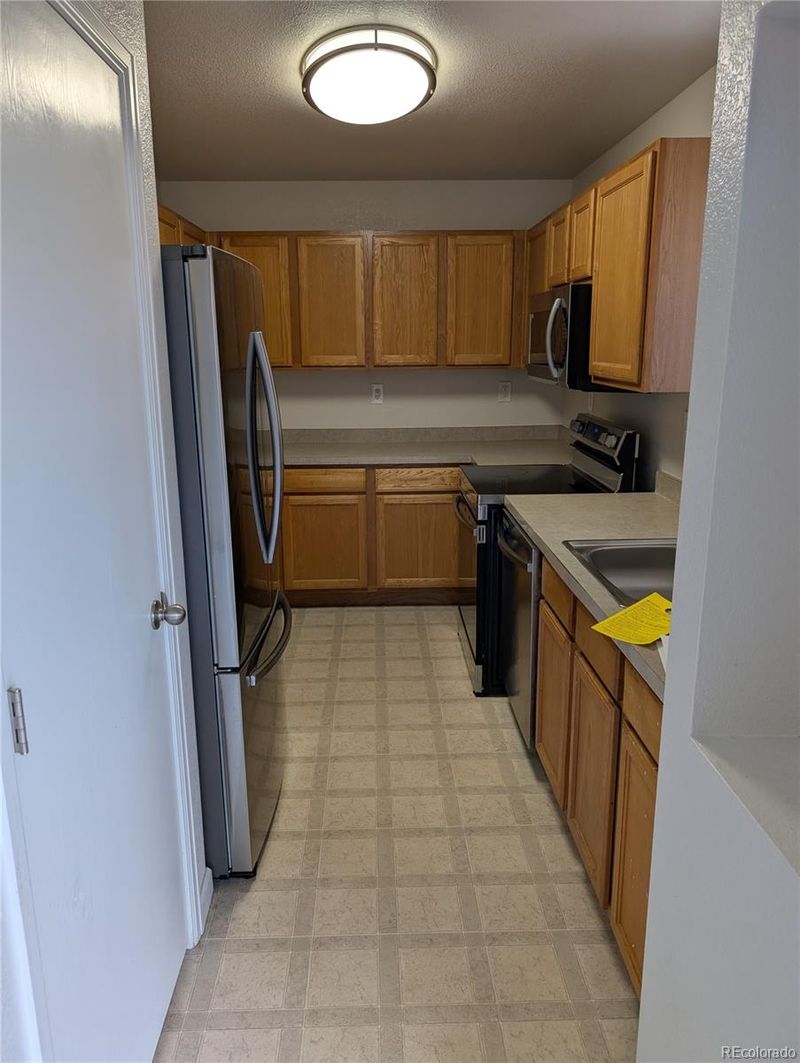 55652 E 28th Pl, Strasburg, CO 80136