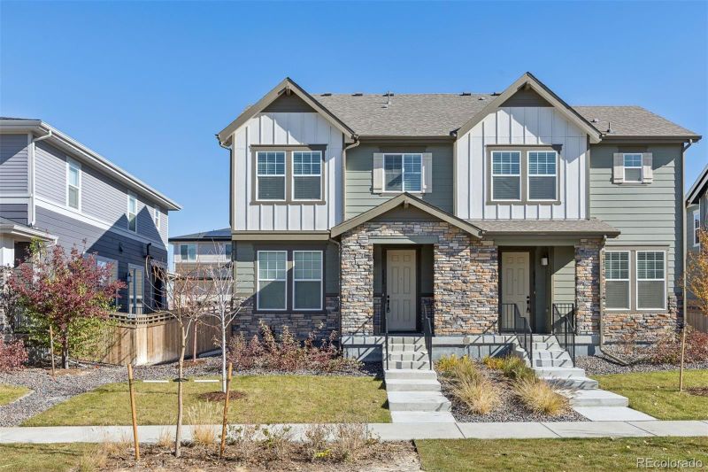 6220 N Nepal Ct, Aurora, CO 80019