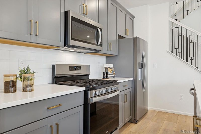 6218 N Nepal Ct, Aurora, CO 80019