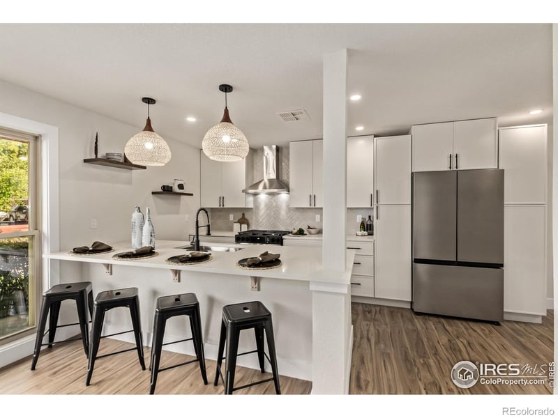 2061 S Stuart St, Denver, CO 80219