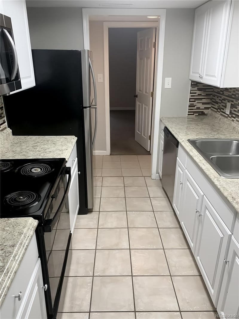 9725 E Harvard Ave #338, Denver, CO 80231