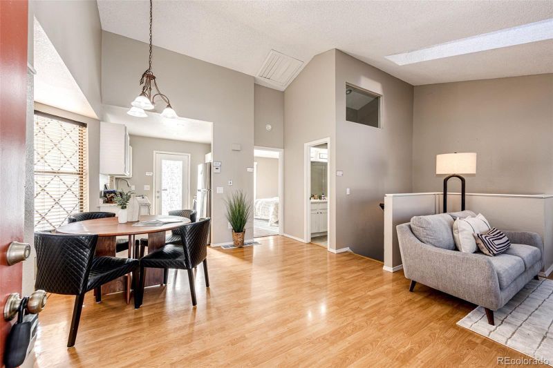 18538 E Whitaker Cir #E, Aurora, CO 80015