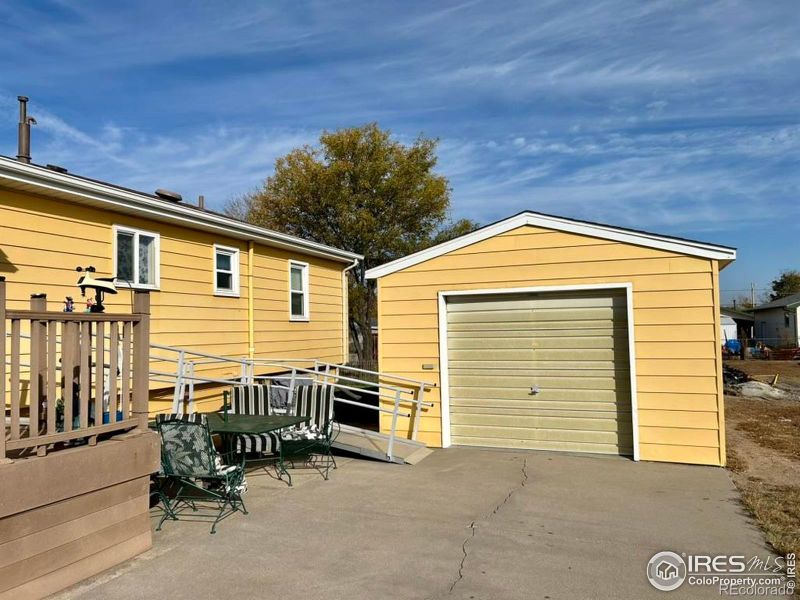 1304 N 6th St, Sterling, CO 80751