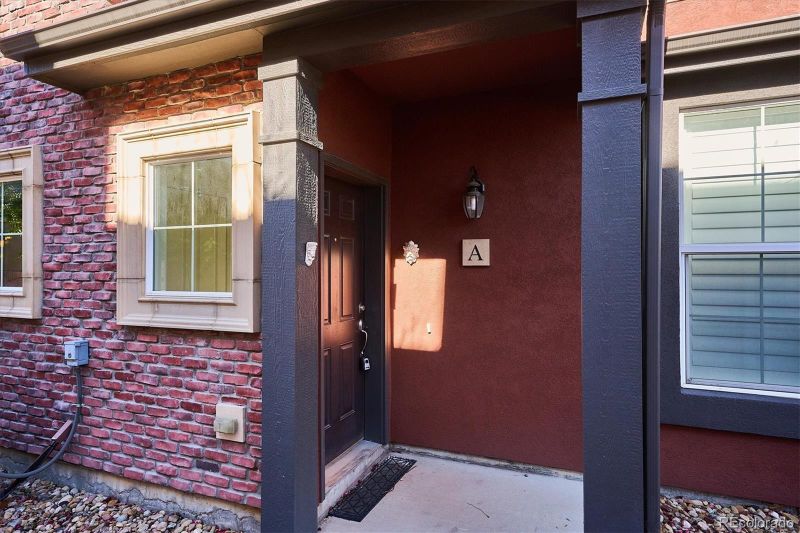 781 Rockhurst Dr #A, Highlands Ranch, CO 80129