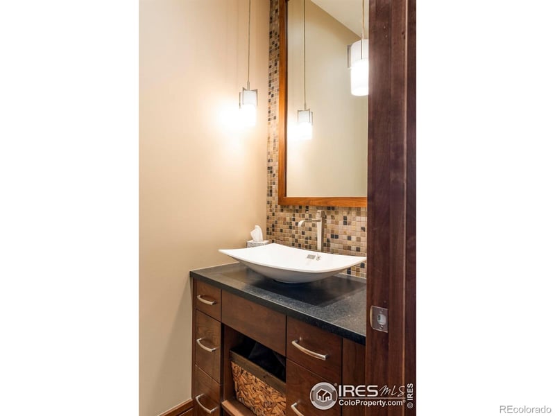 1077 Canyon Blvd #304, Boulder, CO 80302