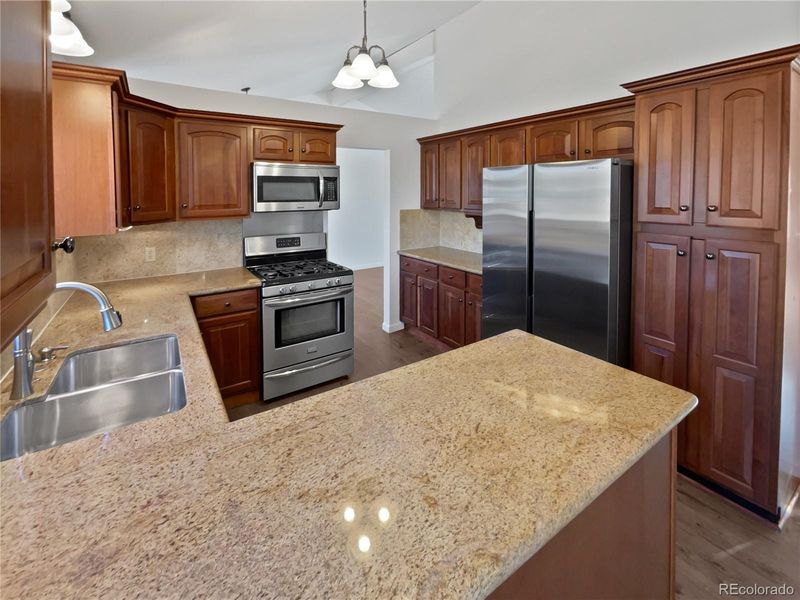 3750 S Yampa St, Aurora, CO 80013