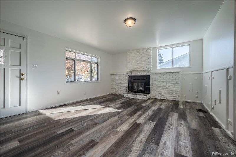 3675 S Hazel Ct, Englewood, CO 80110