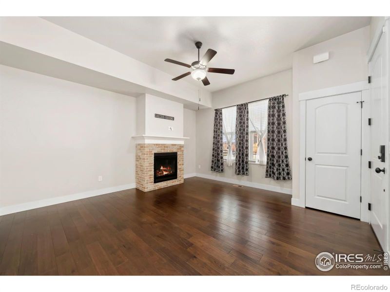 2453 Trio Falls Dr, Loveland, CO 80538