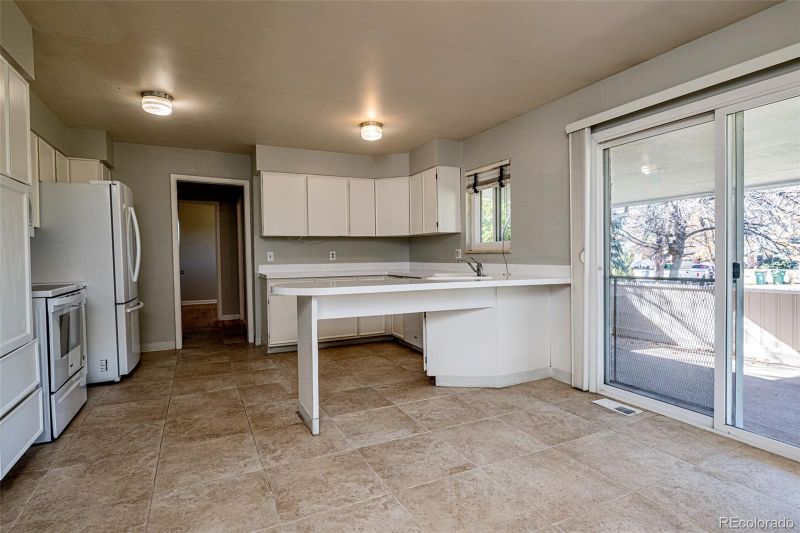 13105 E 5th Ave, Aurora, CO 80011