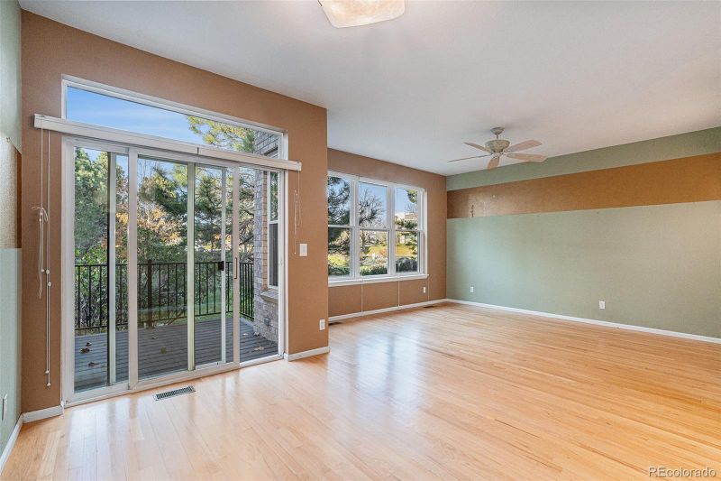 1613 W Canal Ct, Littleton, CO 80120