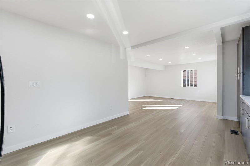 1550 S Xavier St, Denver, CO 80219