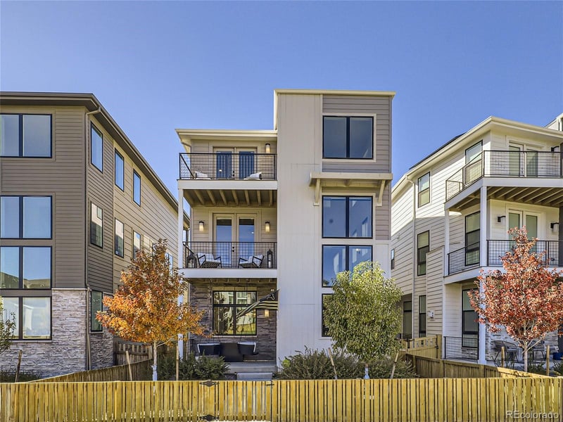 21418 E 61st Dr, Aurora, CO 80019