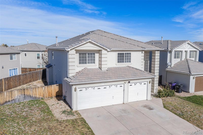 20715 E 39th Ave, Denver, CO 80249