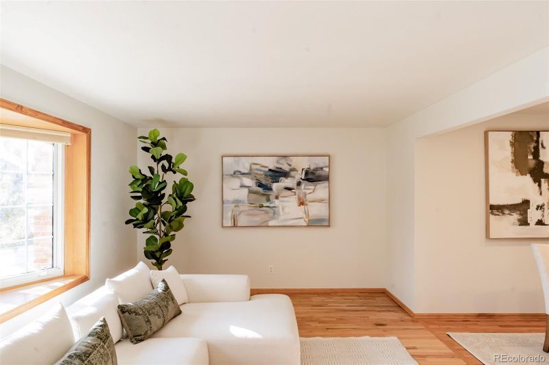 6439 W Roxbury Dr, Littleton, CO 80128