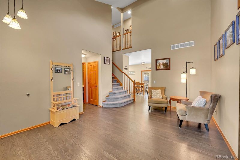 1086 Thornbury Pl, Highlands Ranch, CO 80129