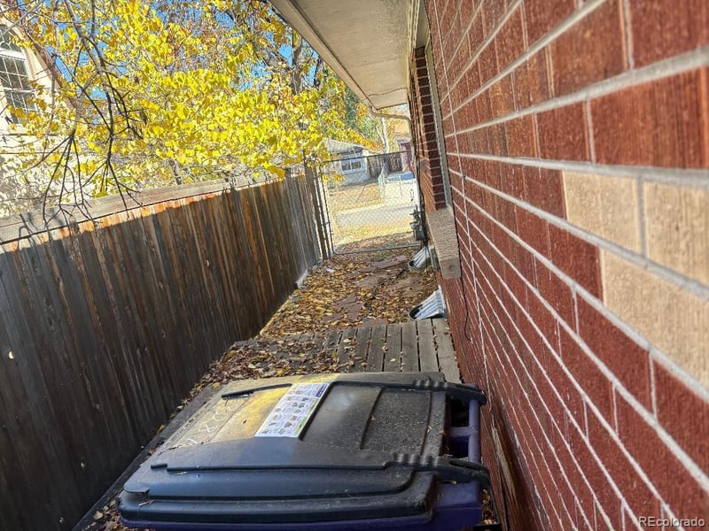 3287 Krameria St, Denver, CO 80207