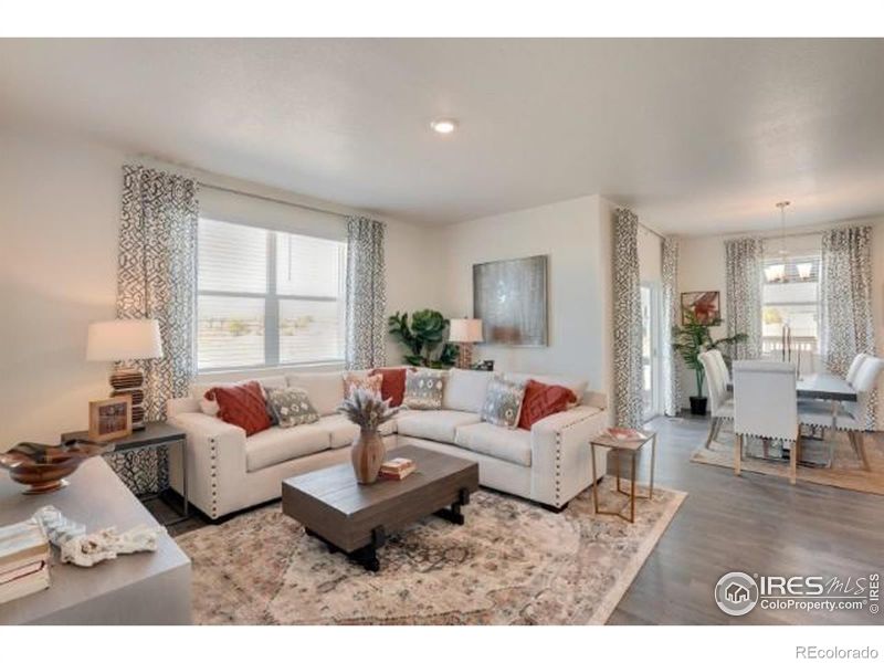 1900 Mount Monroe Dr, Berthoud, CO 80513