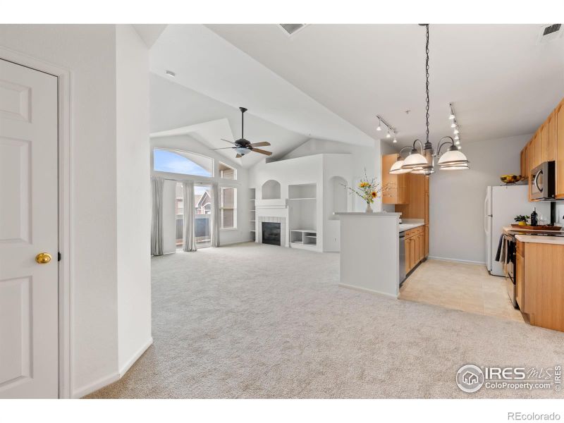 14211 E 1st Dr #308, Aurora, CO 80011